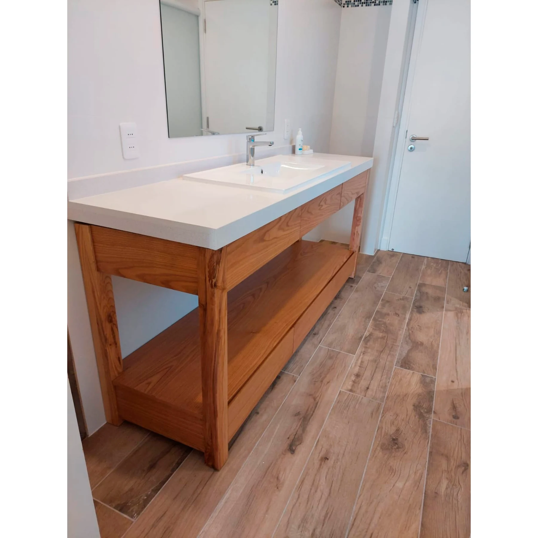 Mueble de baño en roble a medida - Imagen 6