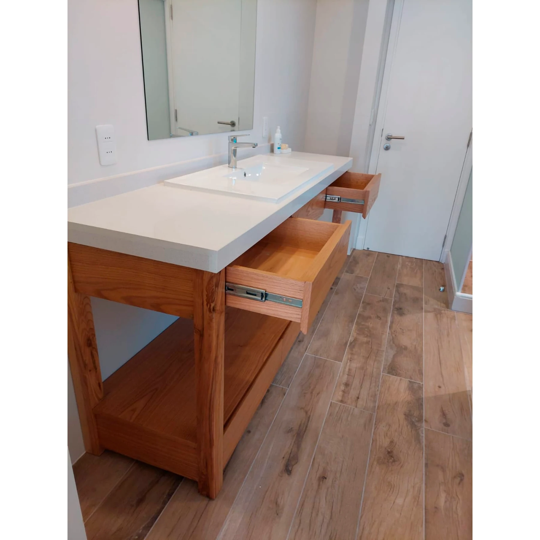 Mueble de baño en roble a medida - Imagen 2