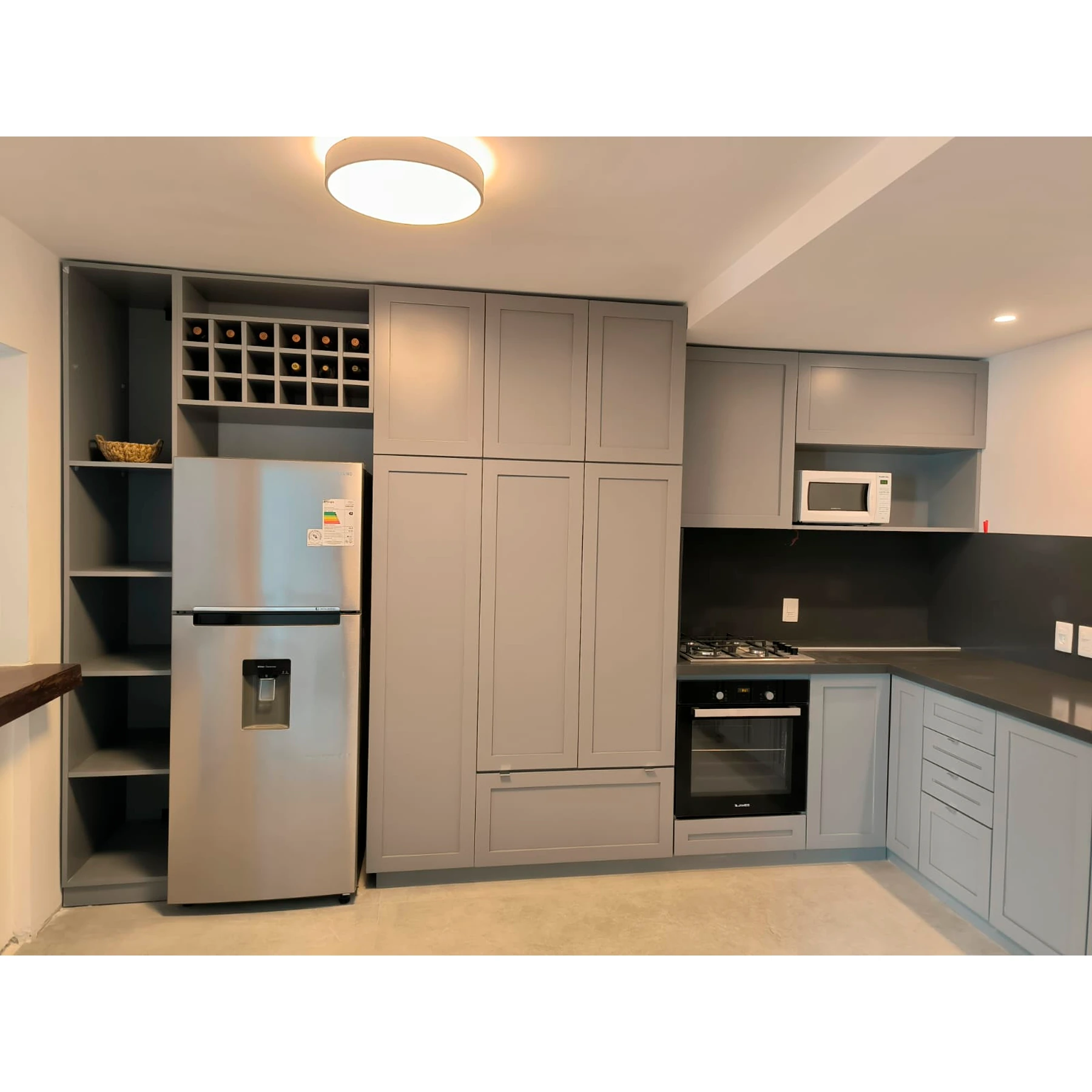 Cocina gris grafito a medida en L - Imagen 5